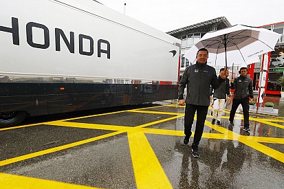 Boullier: Renault motoru 2018'de Ferrari ve Mercedes'e yakın olacak