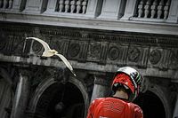 Ducati se rinde antes que Lorenzo