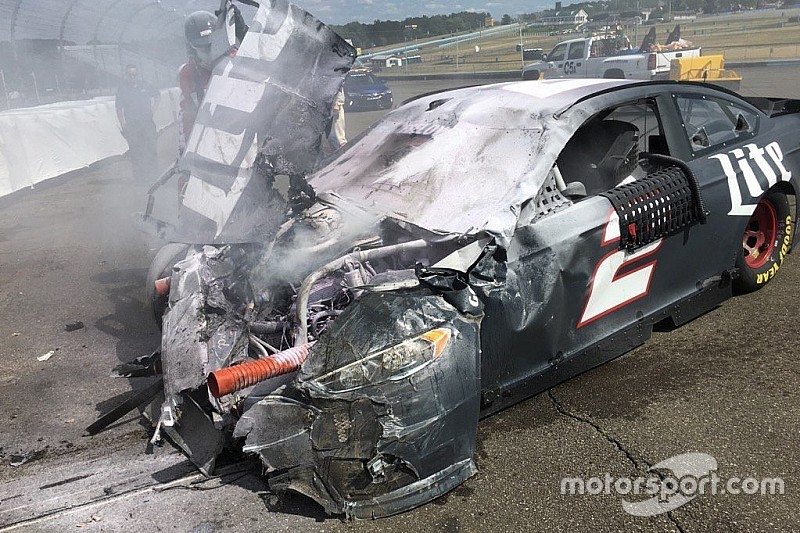 Brad Keselowski mit heftigem Crash bei NASCAR-Test in Watkins Glen
