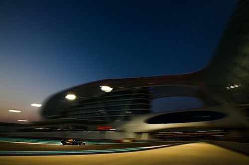 Albon cierra los test de la F2 en cabeza 