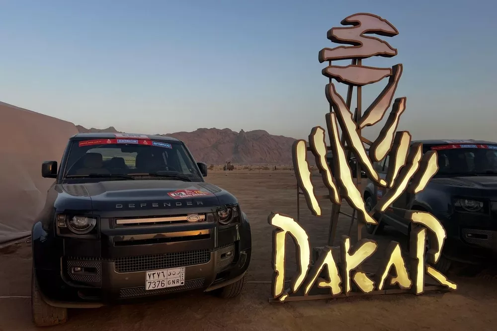Defender en el Dakar