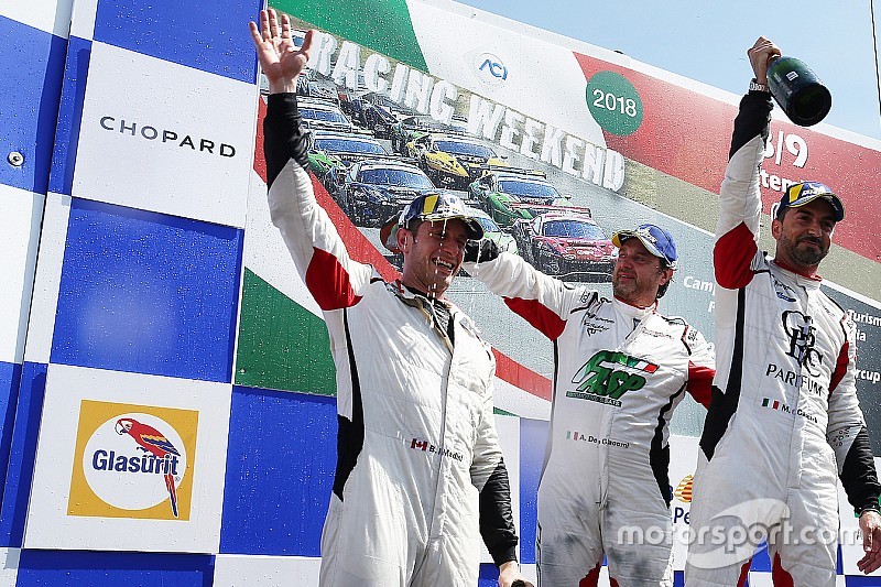 Carrera Cup Italia, Mardini campione in Michelin Cup a Vallelunga:
