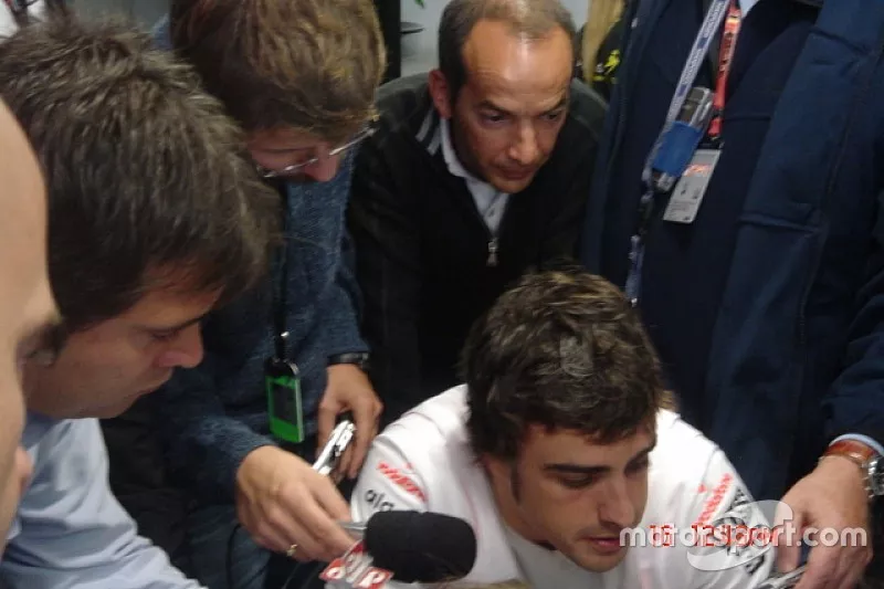 Felipe Motta entrevista Fernando Alonso