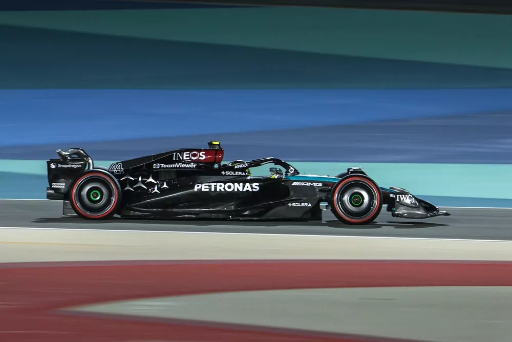 Sir Lewis Hamilton, Mercedes F1 W15