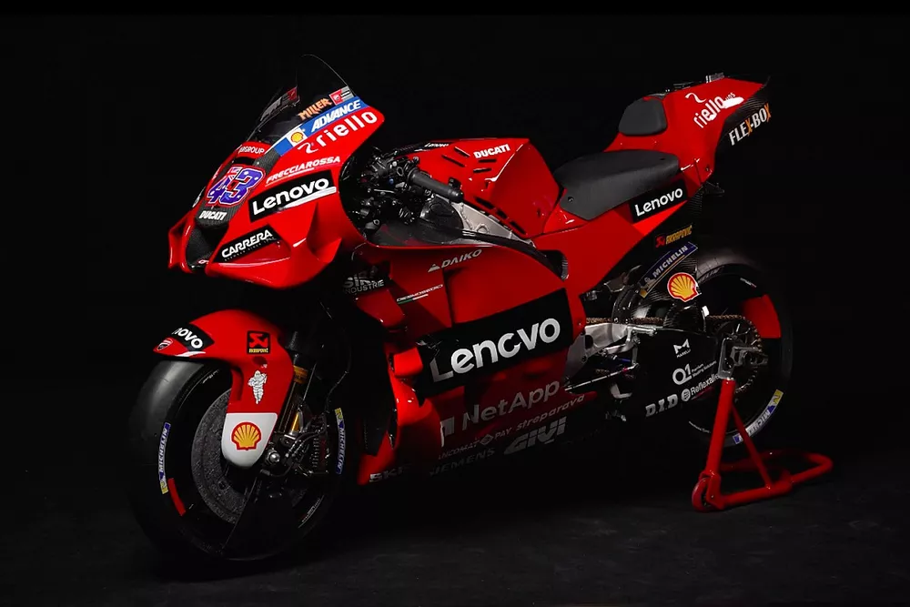 2022 Ducati motosikleti renk d&uuml;zeni