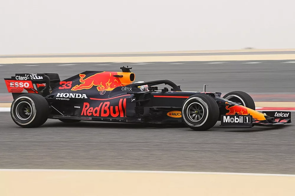 レッドブル・ホンダのフェルスタッペン、F1テスト初日の最速＆最多周回
