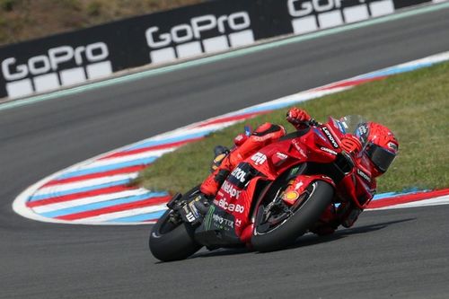 MotoGP: Largando em quarto, Marc M&aacute;rquez supera o irm&atilde;o e vence sprint na &Aacute;ustria 