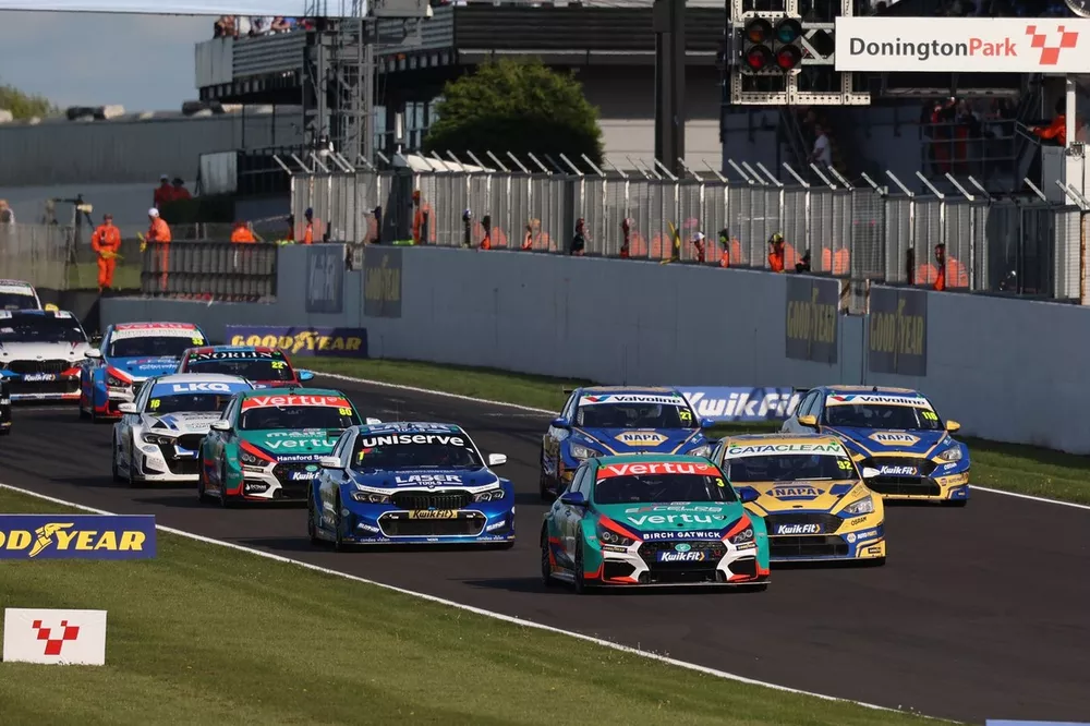 Tom Chilton, Team Bristol Street Motors Hyundai i30 Fastback N Performance
