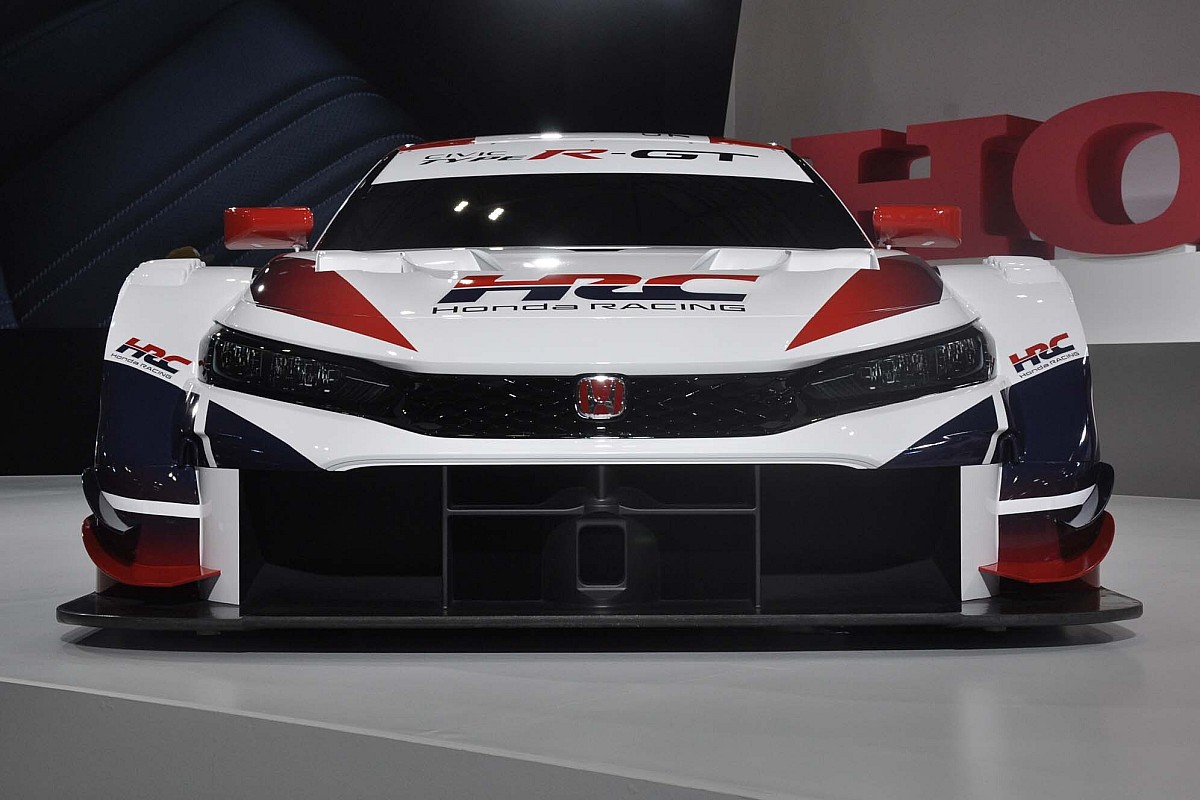 SUPER GT HONDA CIVIC TYPE R-GT Test シビック New Honda Civic Type R-GT Completes First Test – Sportscar365