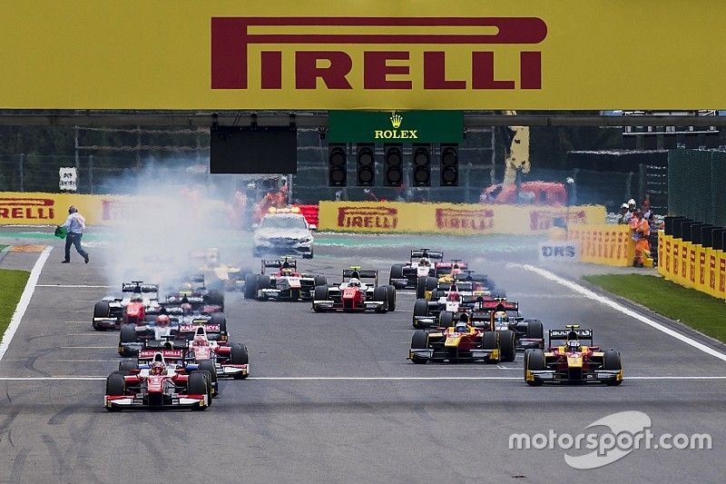 Arrancada: Charles Leclerc, PREMA Powerteam l&iacute;der