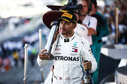 WM-Rechenspiele: Titel 2018 fällt Mercedes "in den Schoß"