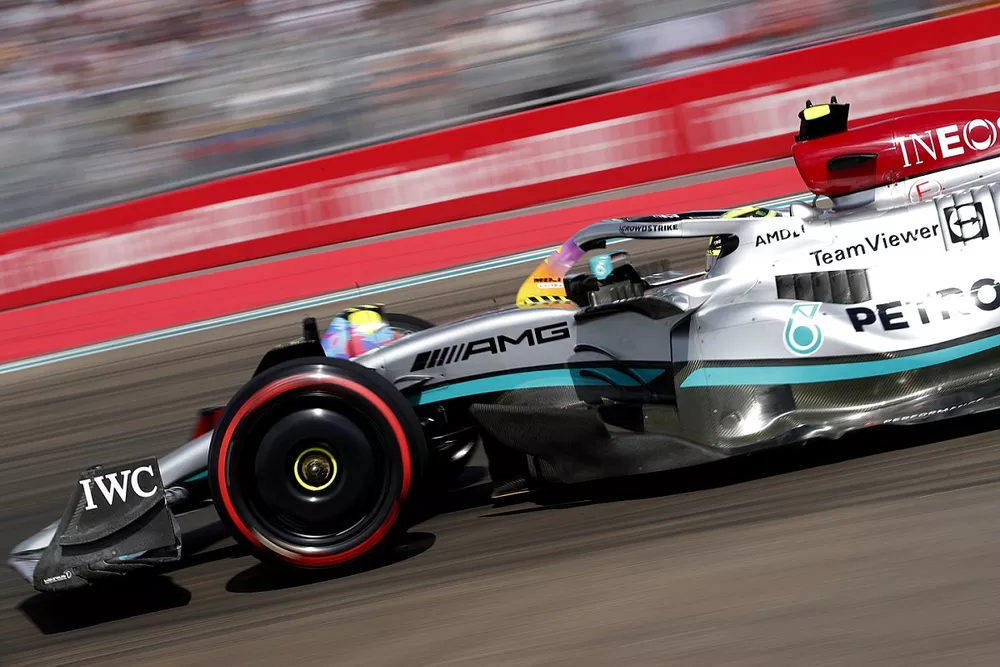 Lewis Hamilton, Mercedes W13
