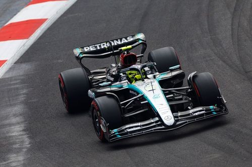 Mercedes se sincera sobre los factores que perjudicaron a Hamilton con el W15