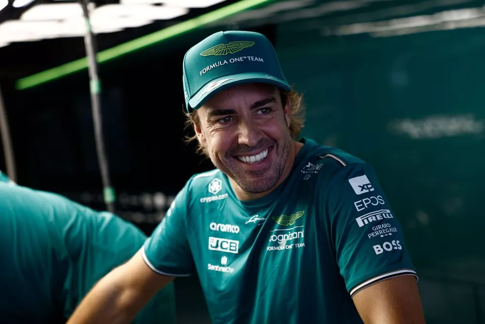 Fernando Alonso, Aston Martin F1 Team 