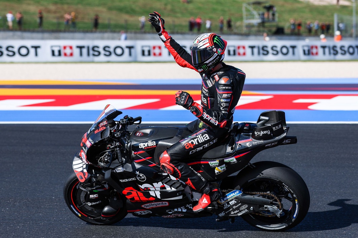 Qualifs - Bezzecchi en pole, Quartararo surprend entre les frères Márquez