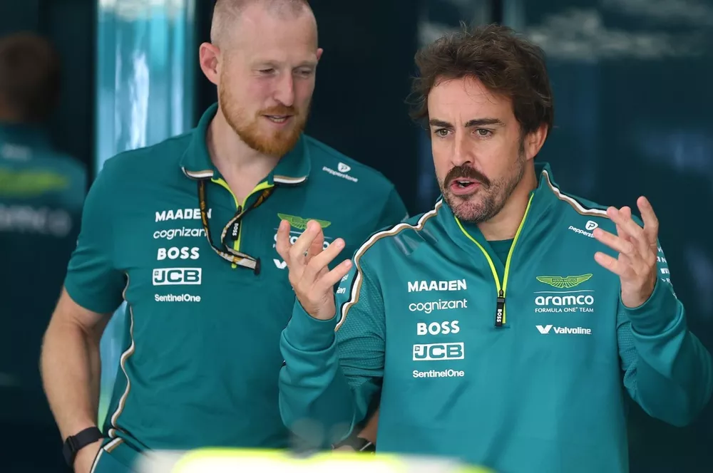 Fernando Alonso, Aston Martin Racing