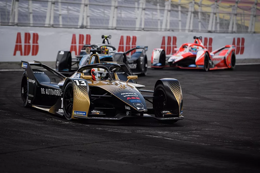 Antonio Felix Da Costa, DS Techeetah, DS E-Tense FE21, Stoffel Vandoorne, Mercedes-Benz EQ, EQ Silver Arrow 02, Alex Lynn, Mahindra Racing, M7Electro