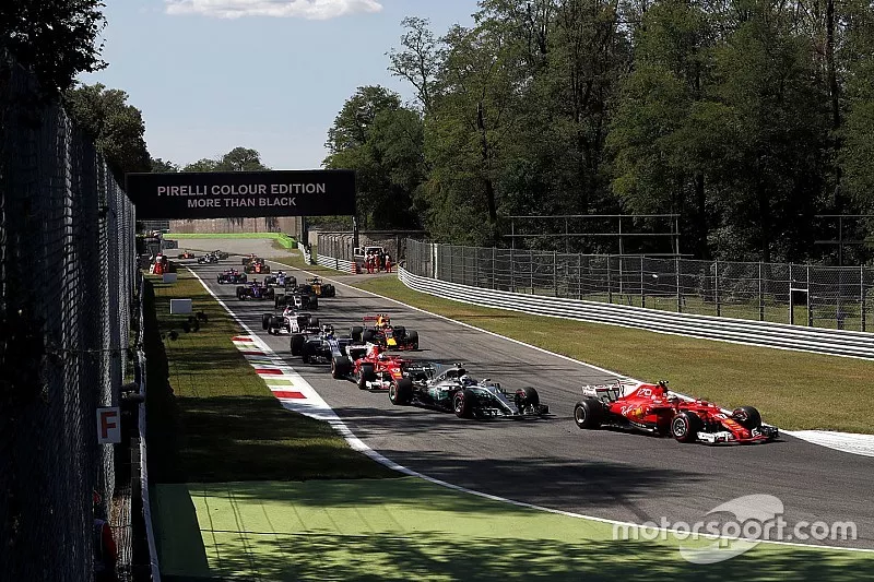 Kimi Raikkonen, Ferrari SF70H al inicio
