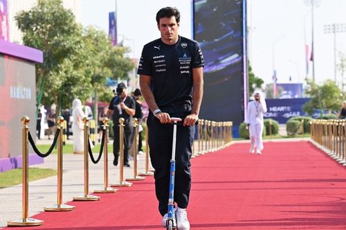 Sainz elige bando en Abu Dhabi: "Es una pista de Norris… y tiene una ventaja"