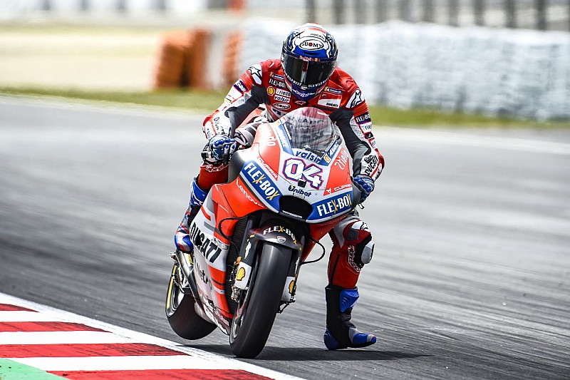 Barcellona, Libere 3: Dovizioso beffa Lorenzo di un soffio, Marquez resta fuori dalla Q2