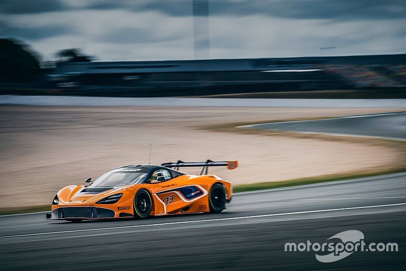 Neuer McLaren 720S GT3 erstmals auf der Strecke