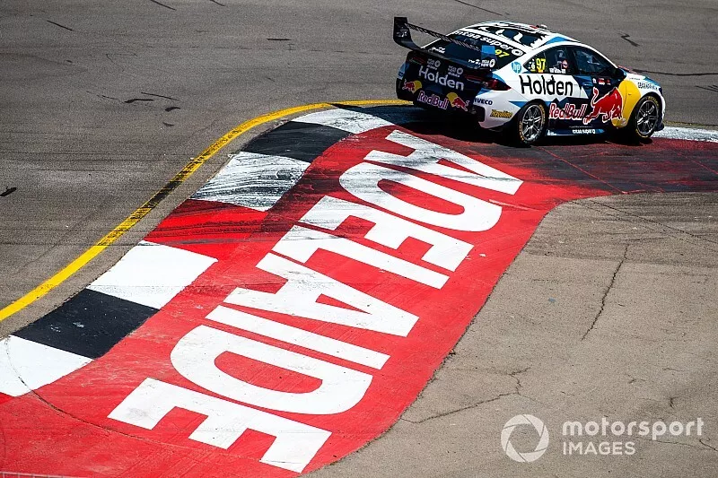 Shane van Gisbergen, Triple Eight Race Engineering Holden