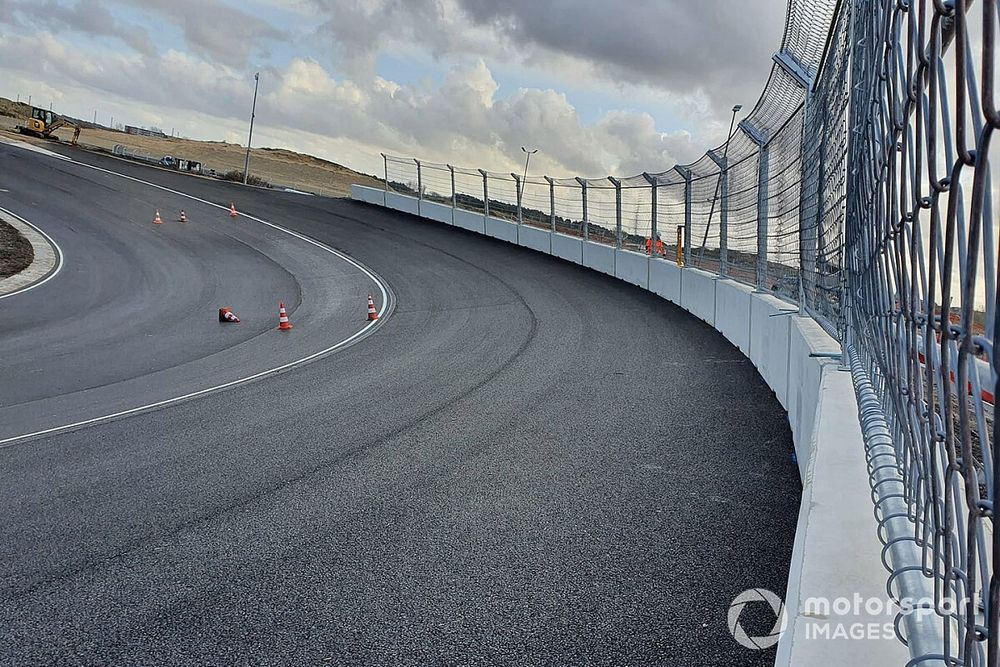 Completed Zandvoort banking 