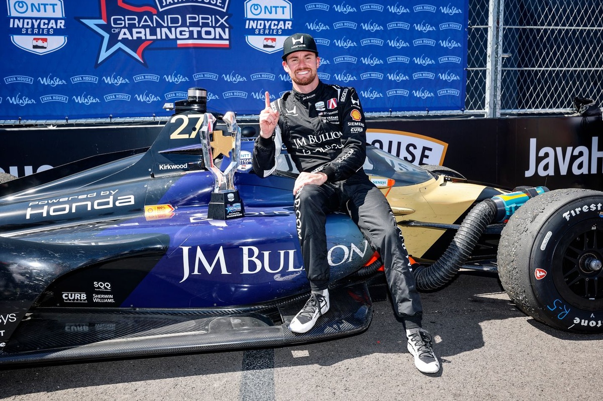 Kyle Kirkwood beats Palou to win Arlington GP and take IndyCar points lead