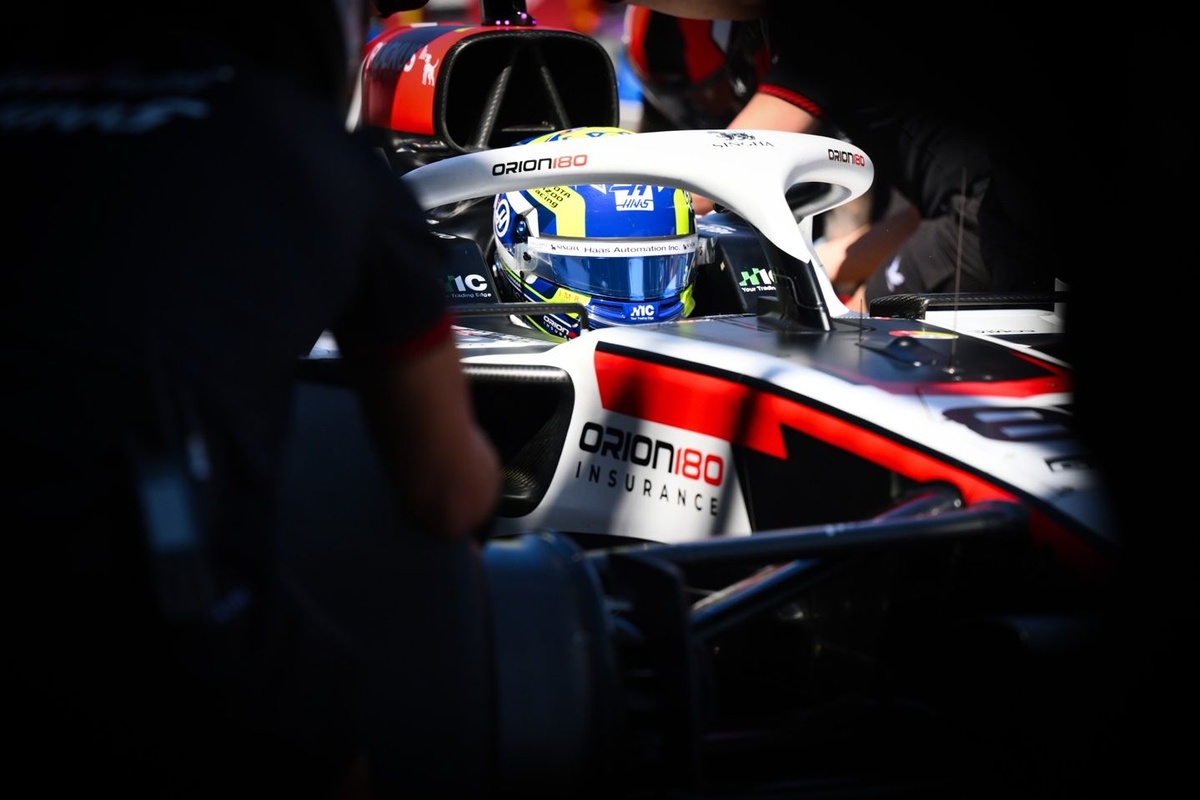 En Haas defienden a Ferrari tras las dudas de los clientes de Mercedes