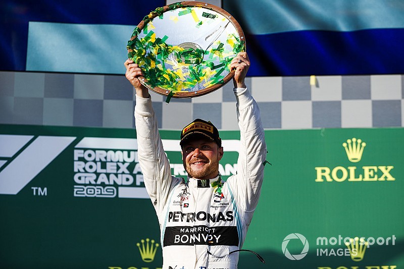 Australian GP: Bottas takes dominant win as Ferrari struggles