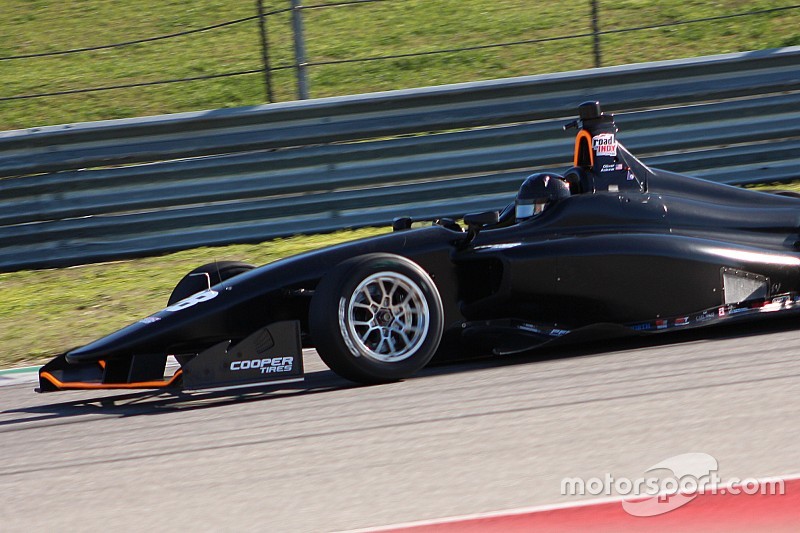 Askew heads up first day of Indy Lights testing at COTA