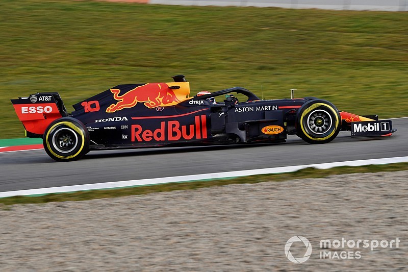 Honda: Compact engine design has not hurt performance