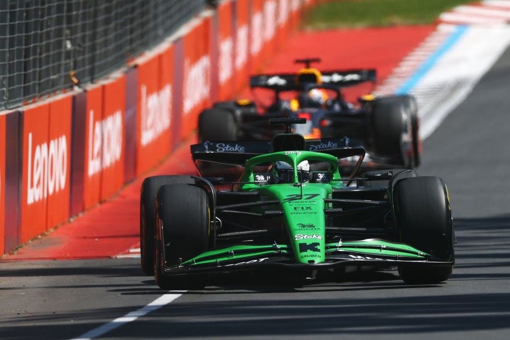 Nico Hulkenberg, Sauber, Max Verstappen, Red Bull Racing