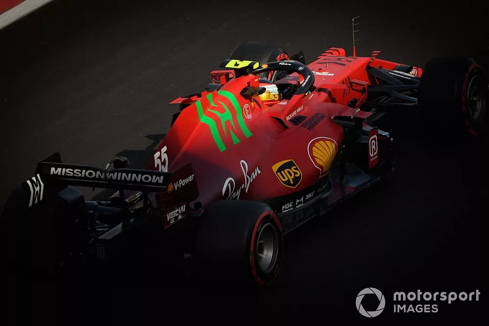 Carlos Sainz Jr., Ferrari SF21