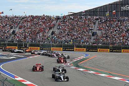 Vettel vindt teamorder van Mercedes 'volkomen logisch'
