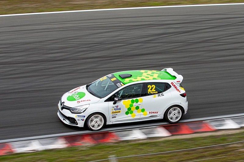 Paweł Wysmyk, Renault Clio Cup