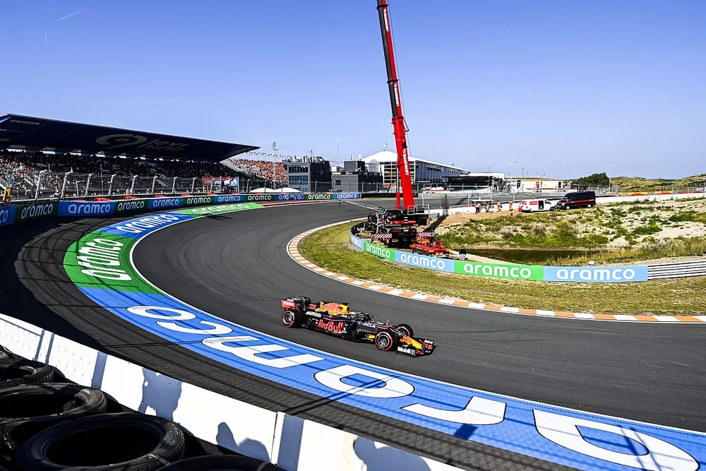 Max Verstappen, Red Bull Racing RB16B