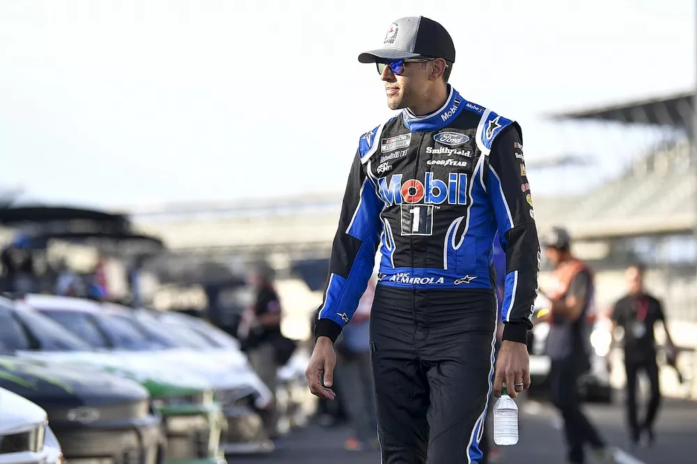 Aric Almirola, Stewart-Haas Racing, Ford Mustang Mobil 1