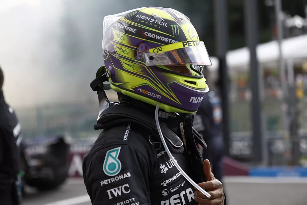 Lewis Hamilton, Mercedes-AMG, en Parc Ferme