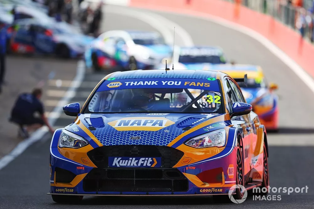 Daniel Rowbottom, NAPA Racing UK Ford Focus ST 