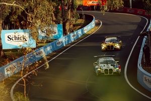 BMW tendrá dos M4 de WRT para las 12 Horas de Bathurst, ¿con Valentino Rossi?