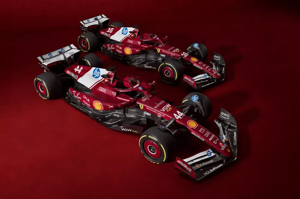 フェラーリ、2025年マシンのカラーリングを発表。新車SF-25のフロント