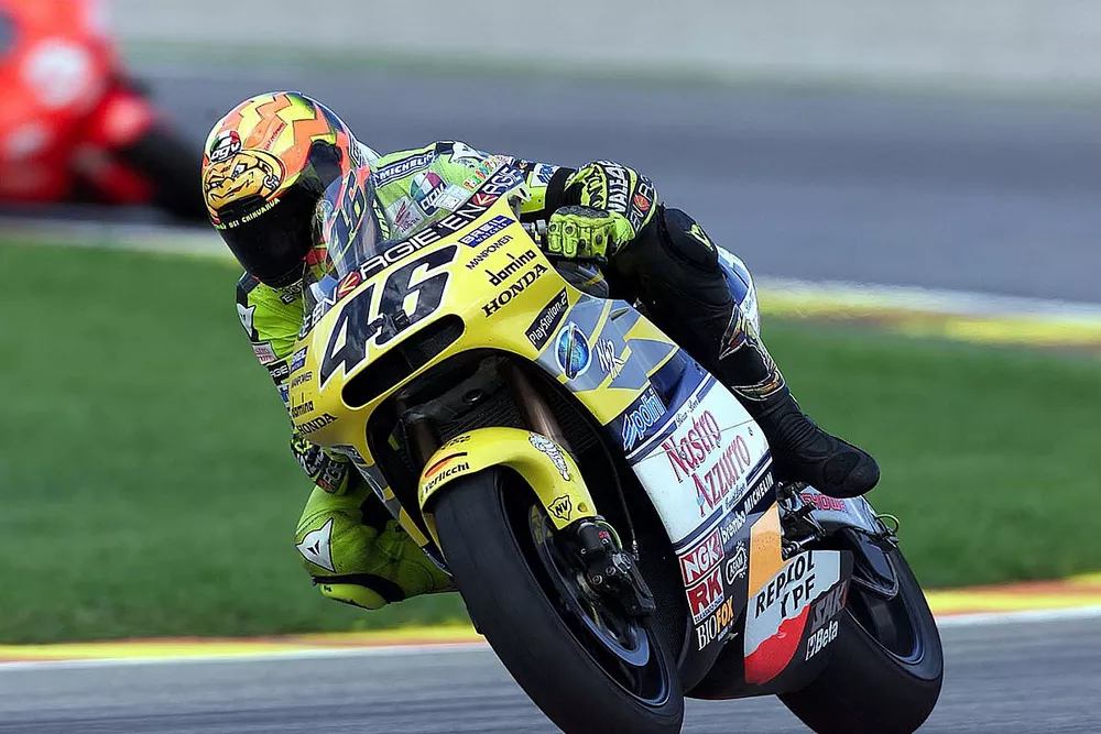 MotoGP】ロッシ、“貰えるはずだった“チャンピオンマシンNSR500をホンダ