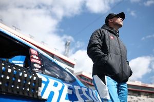 Michael Jordan backs Denny Hamlin: 'You boo him, that makes him better'