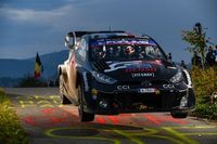 Toyota pozostaje w czerni