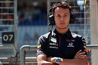 Red Bull procura vaga na F1 para Albon correr em 2022; entenda