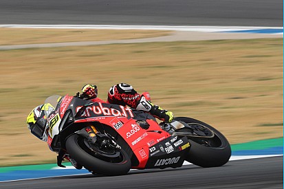Buriram WSBK: Bautista wins after Rea clash