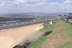VIDEO: Calificación en Bathurst termina con fuerte accidente