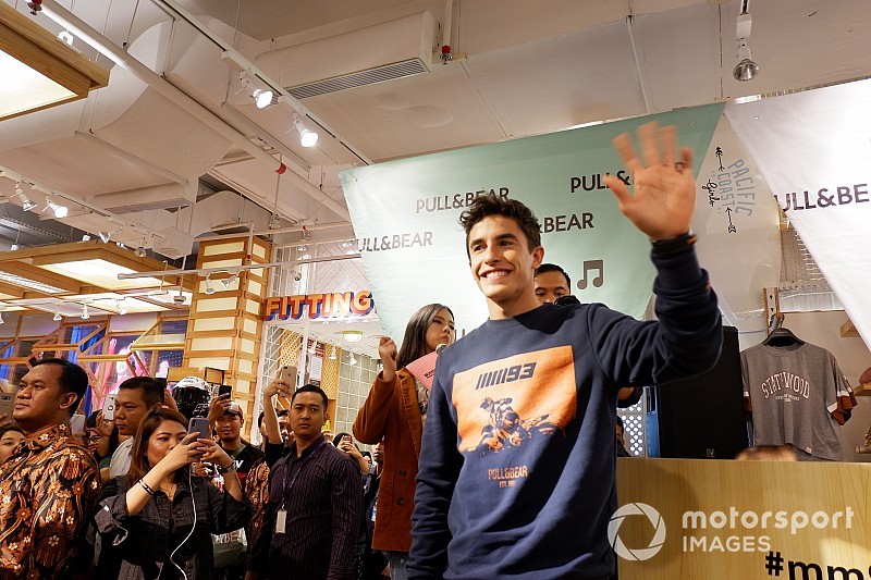 Marc Marquez mostra l'evoluzione della spalla operata