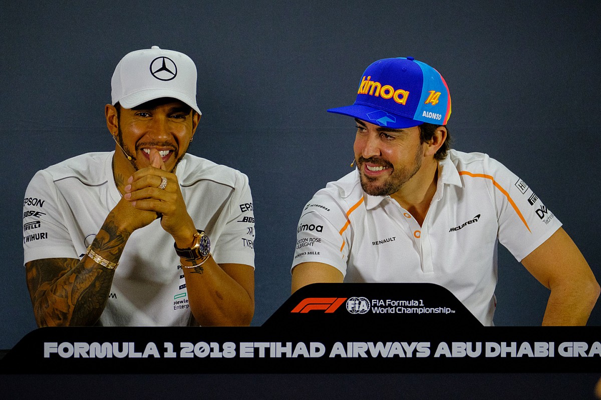 Hamilton: Triple Crown ilgimi hiç çekmiyor